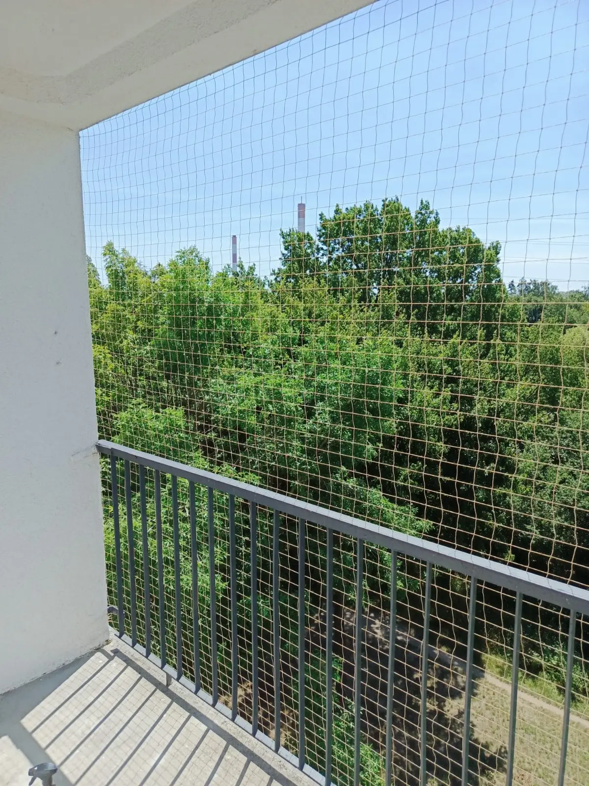 Realizacja siatki na balkonie